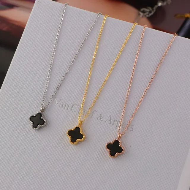 Silver Gold Clover-Shaped Pendant Beaded Edge Necklace 9