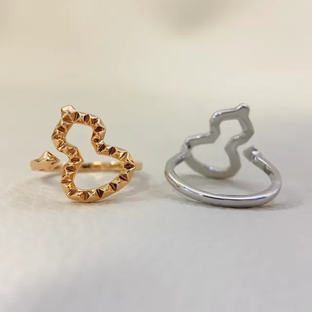 Silver Gold Faceted Geometric Texture Open-Heart Silhouette Ring 2