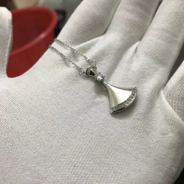 Silver Gold Fan-Shaped Pendant Pavé Stone Trim Necklace 8