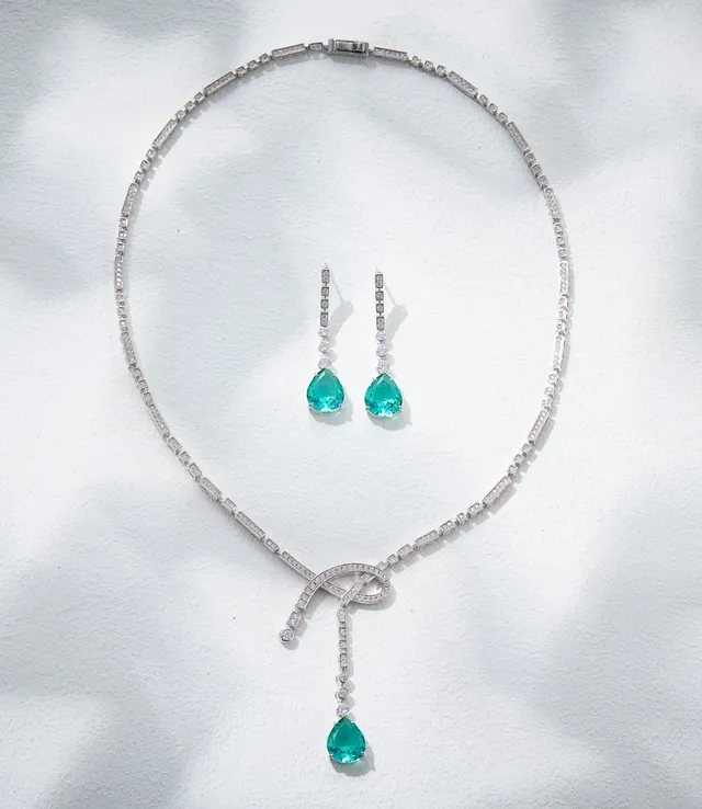 Silver Green Diamond-Encrusted Chain Teardrop Emerald Pendant Necklace 3
