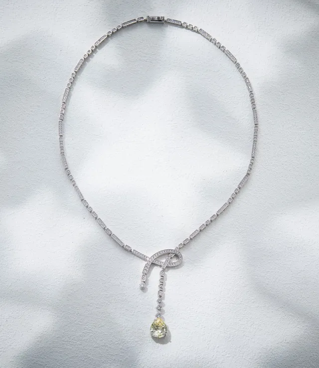 Silver Green Diamond-Encrusted Chain Teardrop Emerald Pendant Necklace 6