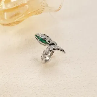 Silver Green Snake-Inspired Coiled Silhouette Pavé-Set Clear Stones Ring