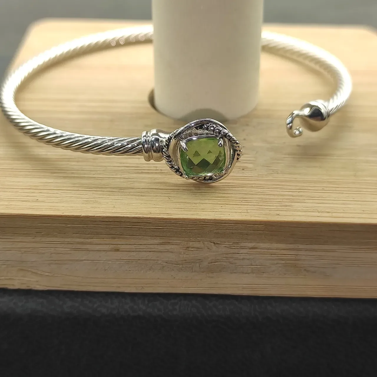 Silver Green Twisted Cable Wire Band Faceted Square Gemstone Bracelet 5