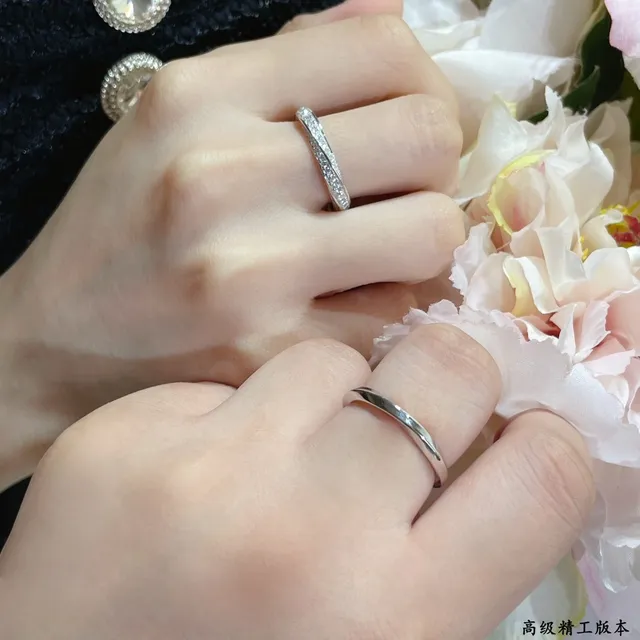 Silver-Toned Pavé Twisted Band Stackable Rings 8