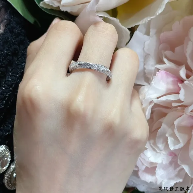 Silver-Toned Pavé Twisted Band Stackable Rings 9