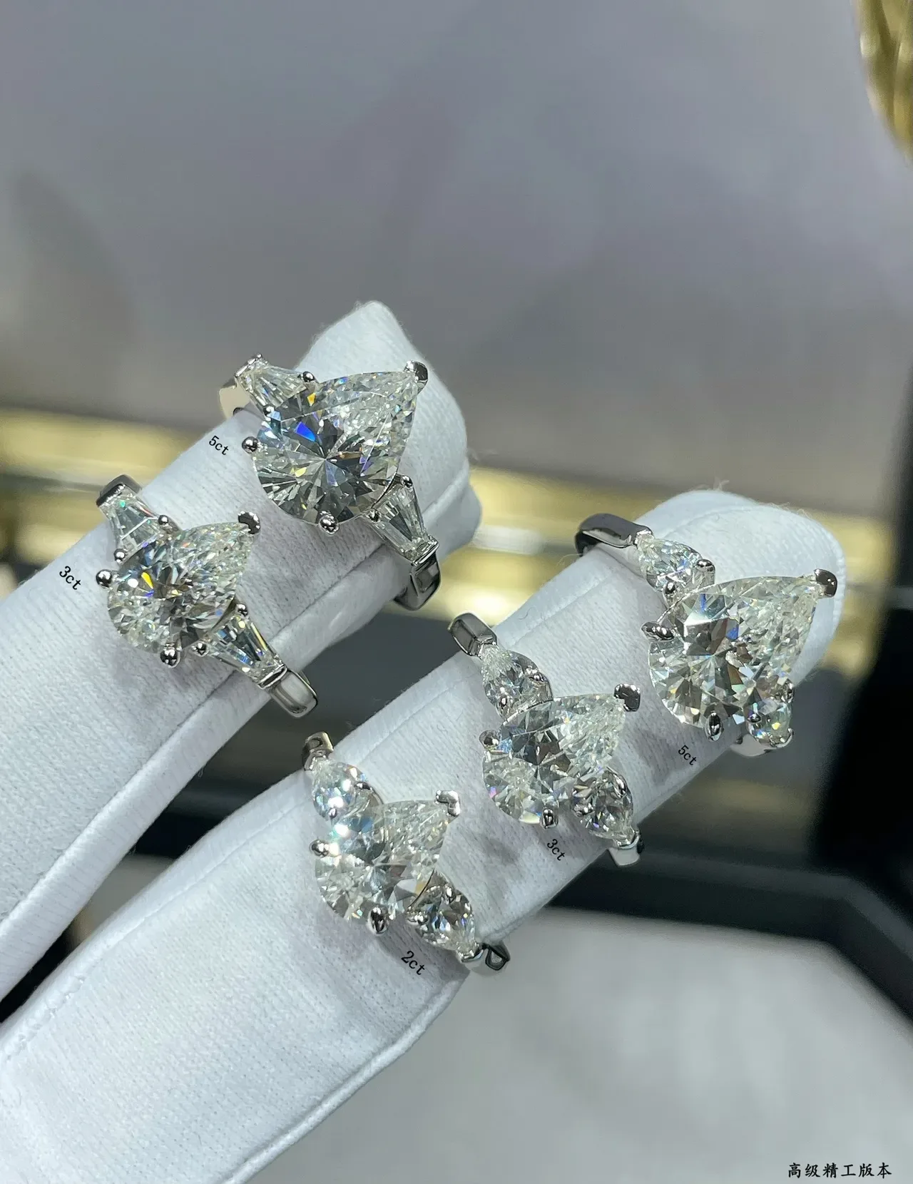 Silver Transparent Pear-Cut Center Stone Tapered Baguette Side Stones Ring 2