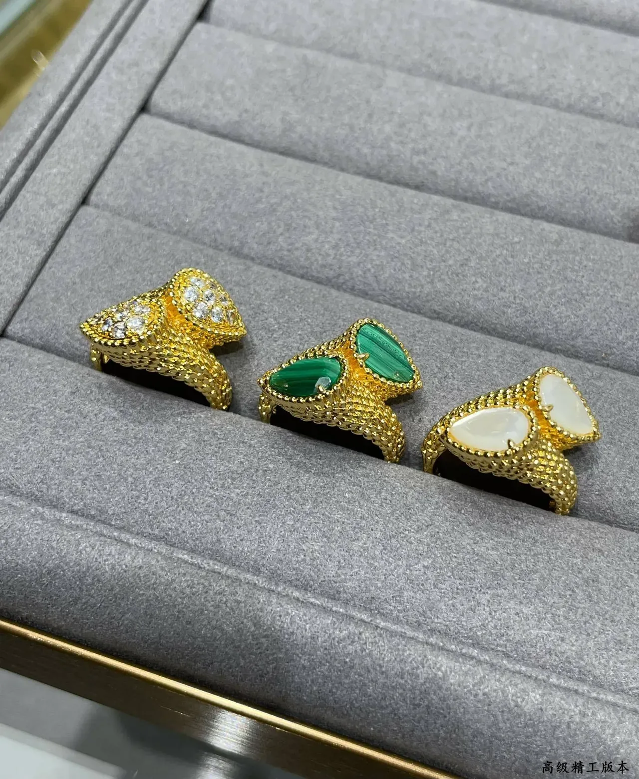 Textured Gold Double Pavé Lobed Ring 5