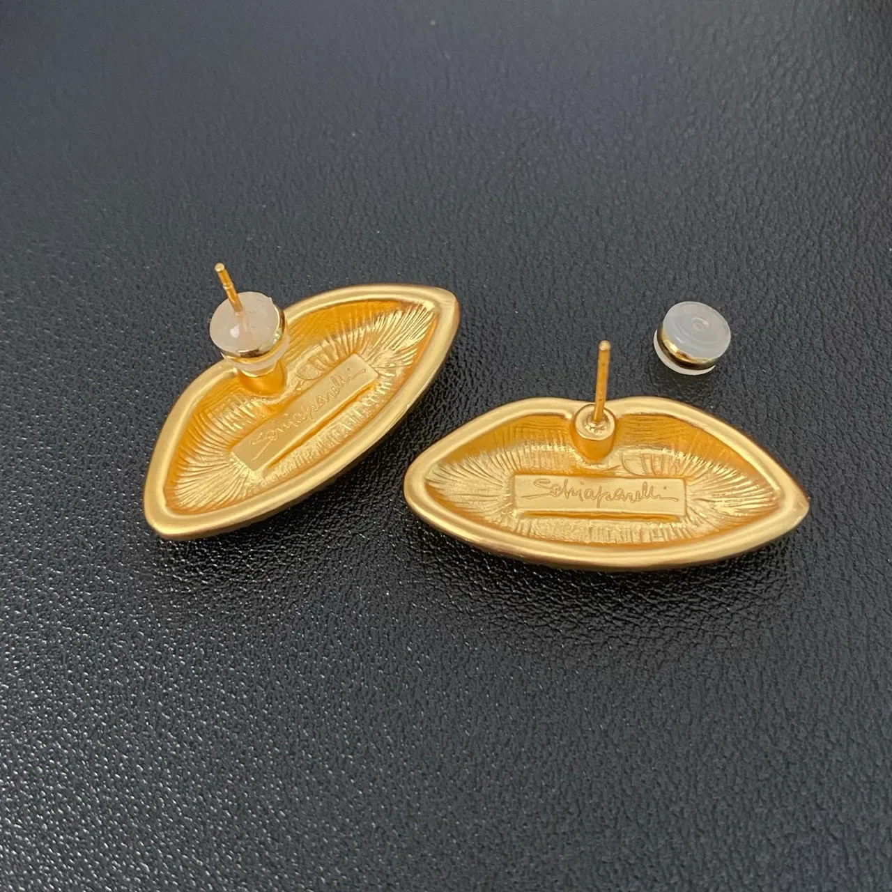 Textured Gold Lip-Shaped Sculptural Stud Earrings 2