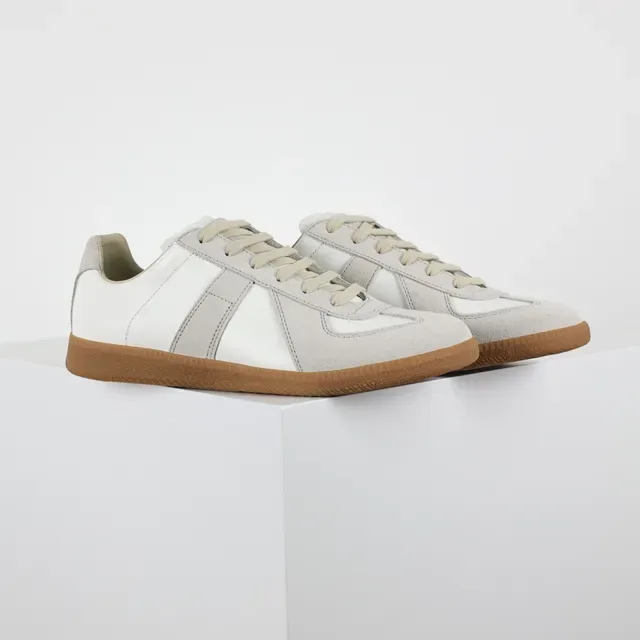 Two-Tone Suede and Leather Low-Top Lifestyle Sneakers 3