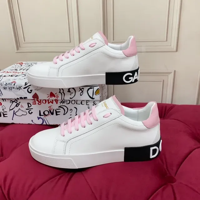 White and Pink Accented Low-Top Lace-Up Sneaker 9