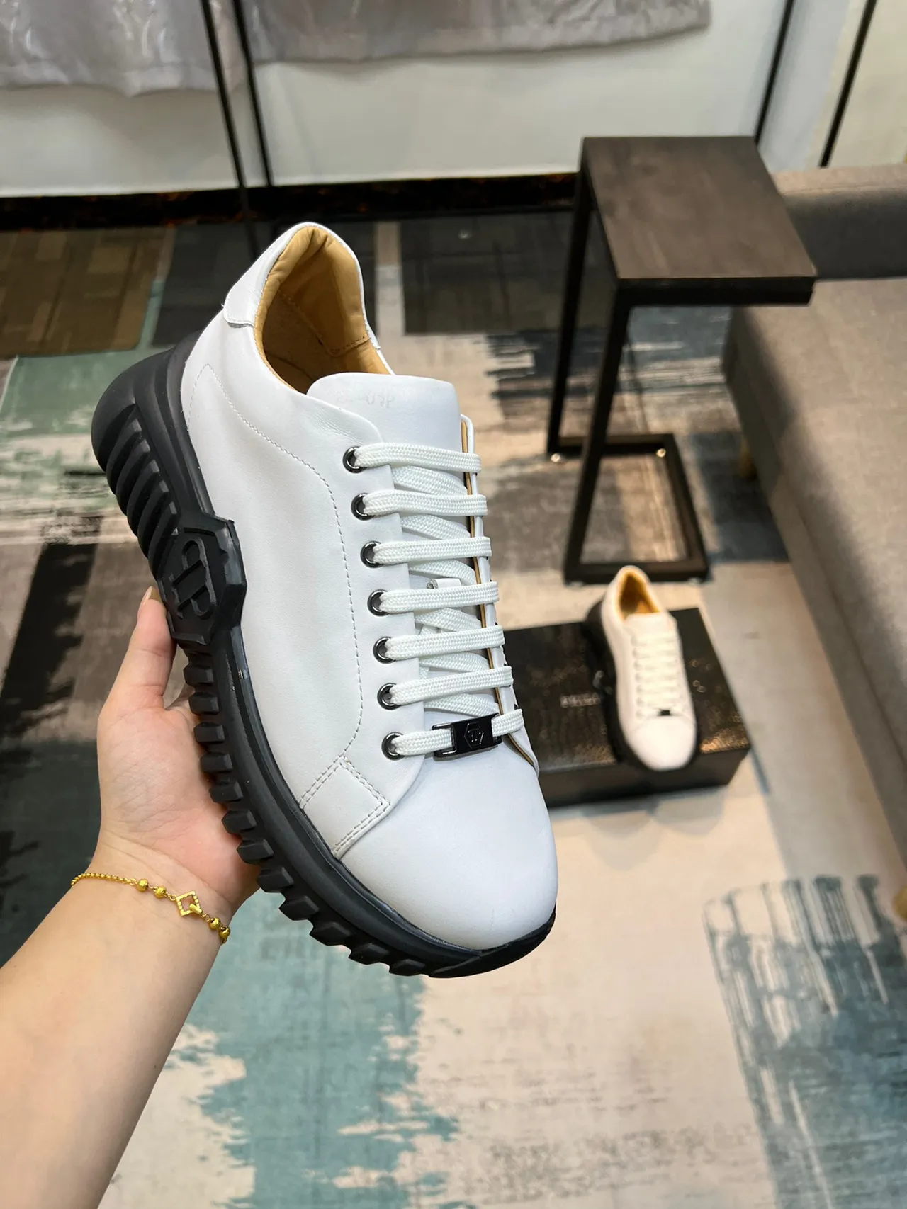 White Black Chunky Platform Sole Smooth Leather Upper Lifestyle Sneakers 6