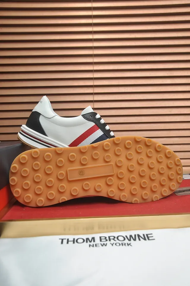 White Black Red Navy Stripe Leather Lifestyle Sneaker 3