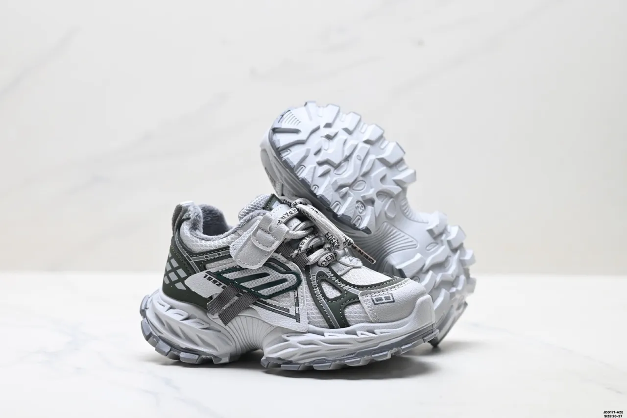 White Green Oversized Sole Mesh And Synthetic Overlay Construction Chunky Sneakers 22