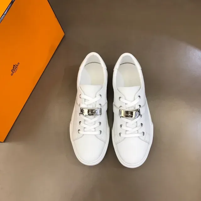 White Low-Top Smooth Leather Upper Sneakers 9