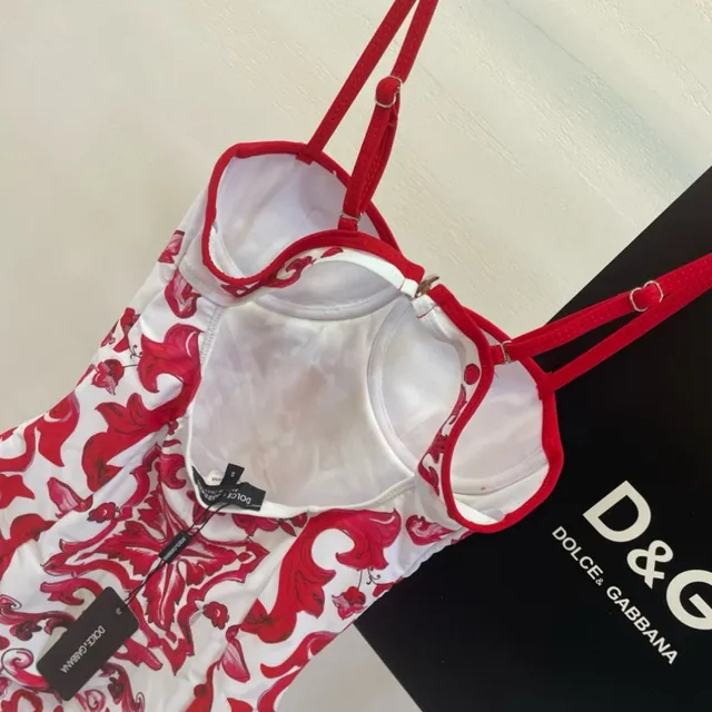 White Red Baroque-Print Underwire Bust Swimwear 5