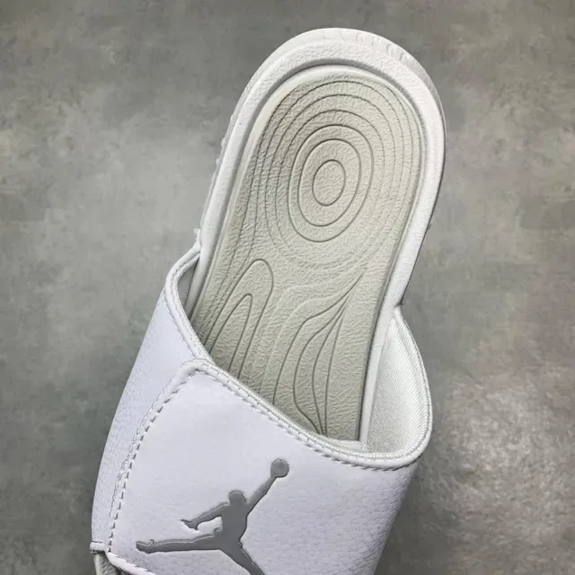 White Single-Strap Velcro Slide Slipper 3
