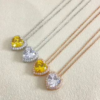 Collier avec pendentif en or jaune en forme de cœur, halo de zircone cubique