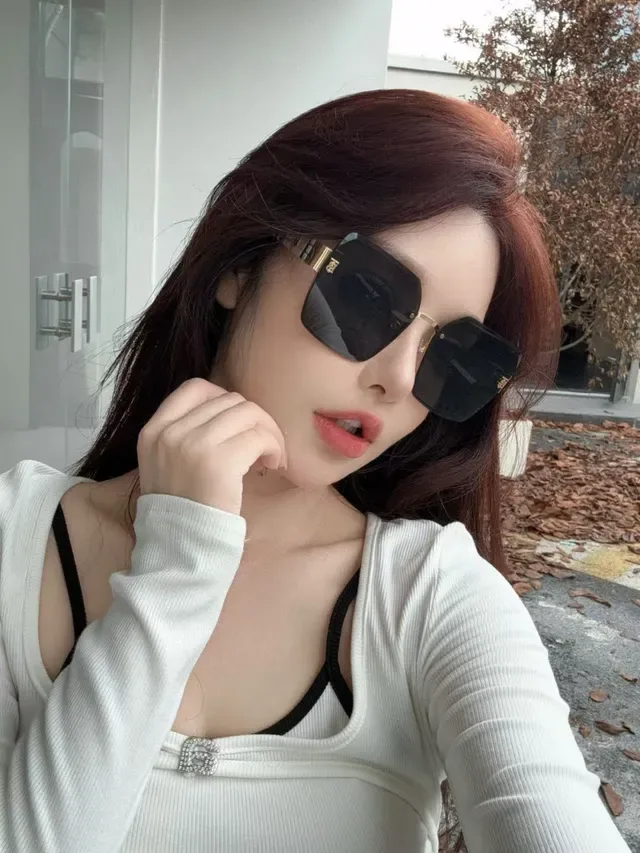 Gentle Monster Geometric Angular Frame Gold-Tone Sunglasses 8
