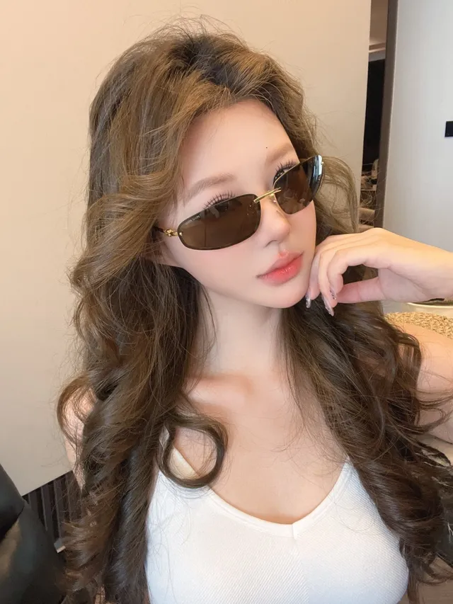 Gentle Monster Narrow Rectangular Gradient Brown Sunglasses 7