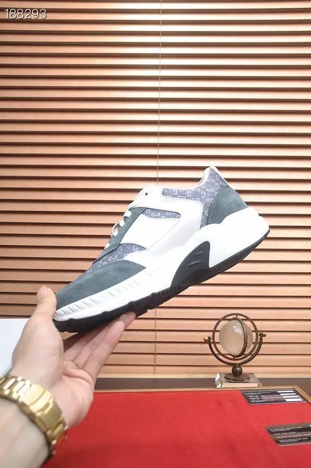 Givenchy City Sport Gray and White Lifestyle Sneakers 7