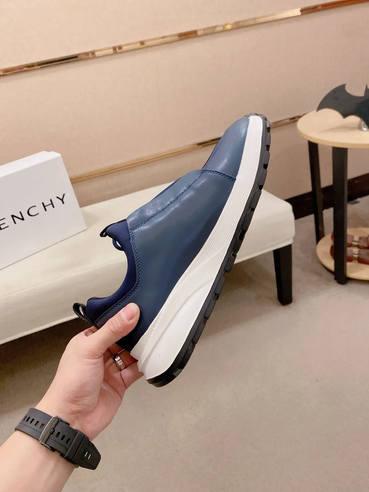 Givenchy City Sport sneakers lifestyle en cuir bleu marine 5