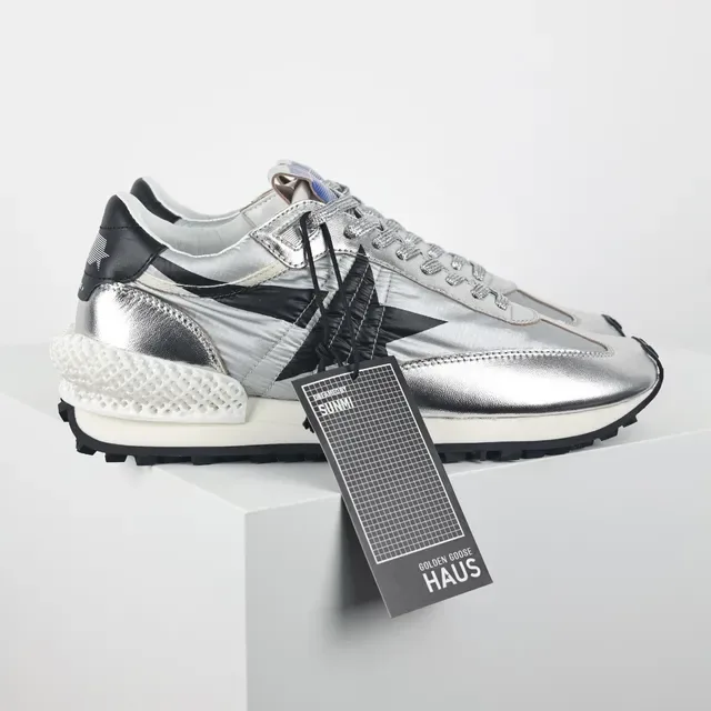 Golden Goose Runner Sneakers Lifestyle Métalliques Argent Noir Étoile 3