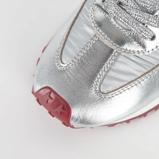Golden Goose Super-Star Chaussures lifestyle argent métallique et rouge 5