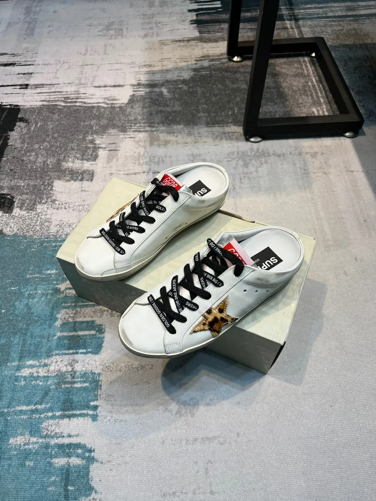 Golden Goose Super-Star Mule Chaussures Lifestyle Blanches Léopard Star 5