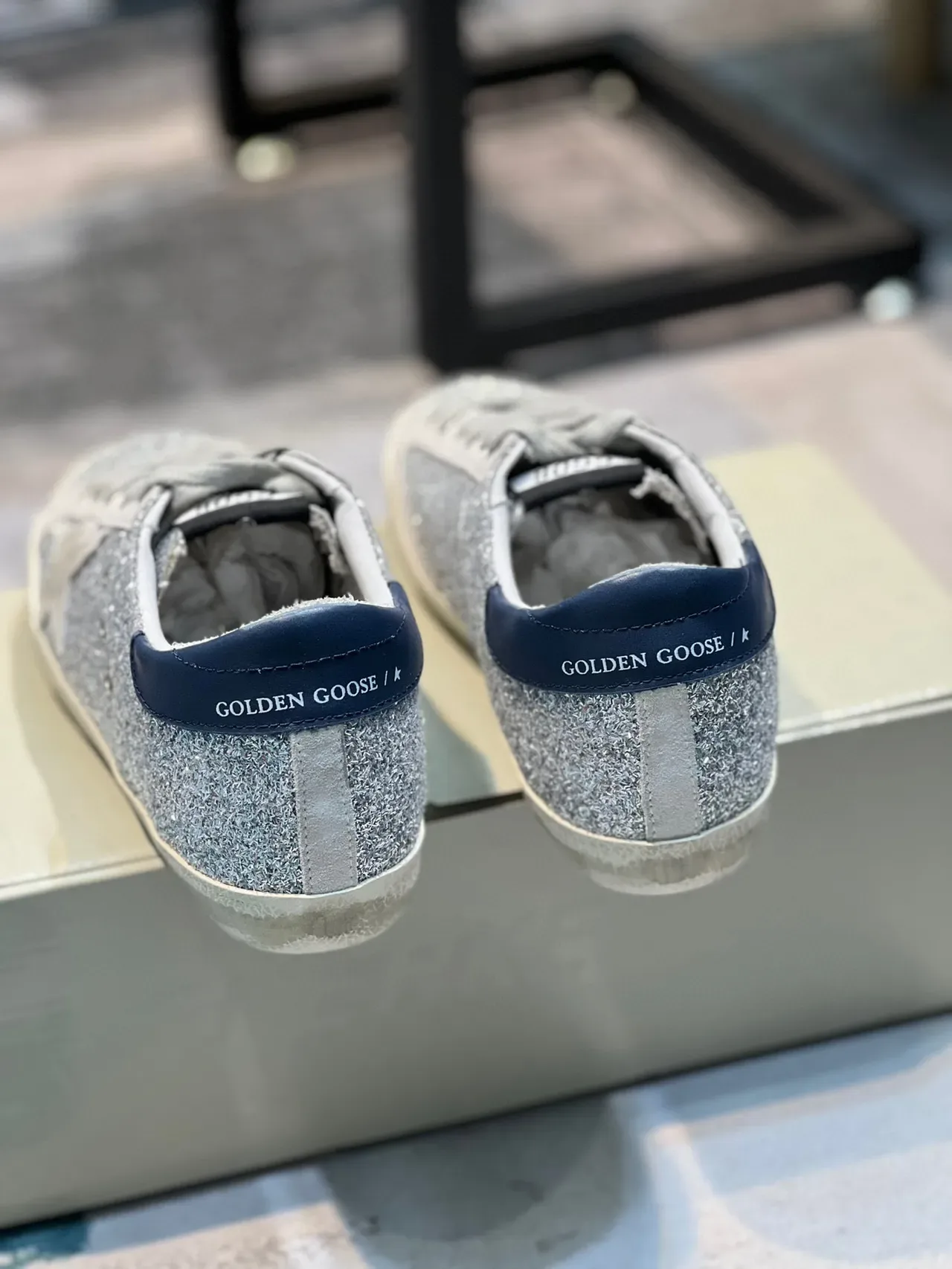 Golden Goose Superstar Argent Pailleté Marine Talons sneakers lifestyle 2