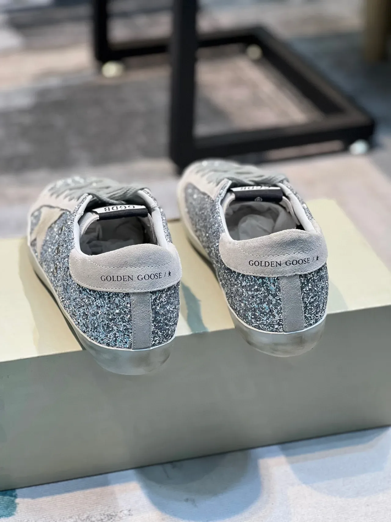 Golden Goose Superstar Daim Argent Pailleté Lifestyle Sneakers 2