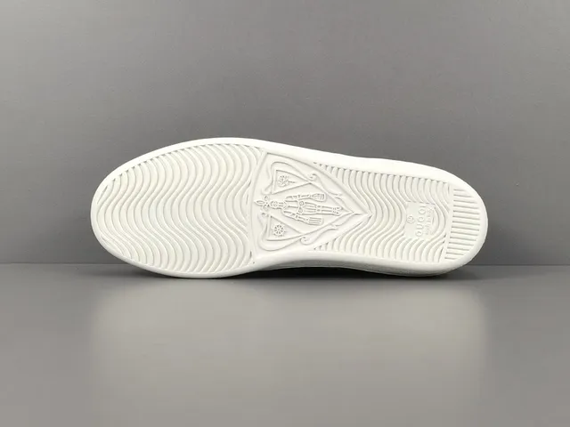Gucci Ace Bee and Star Embroidered White Lifestyle Sneakers 13