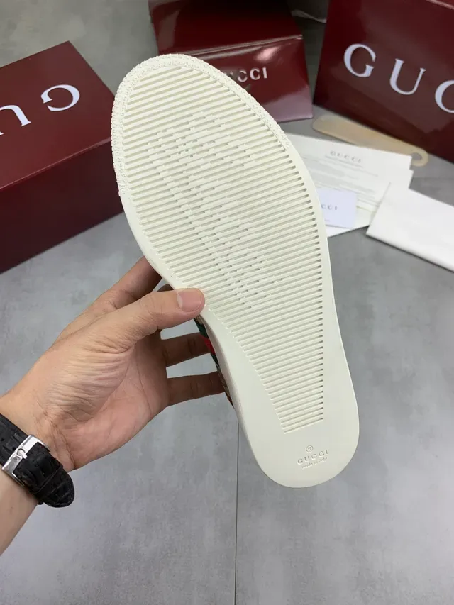 Gucci Ace Beige GG Monogram Web Stripe Tênis Lifestyle 3