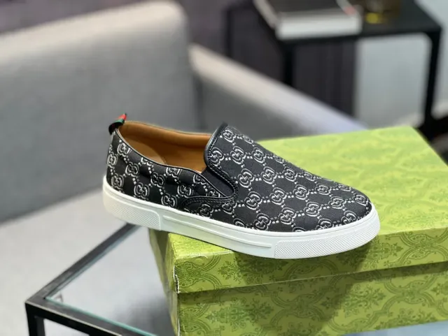 حذاء رياضي Gucci Ace GG Monogram Slip-On Lifestyle 2