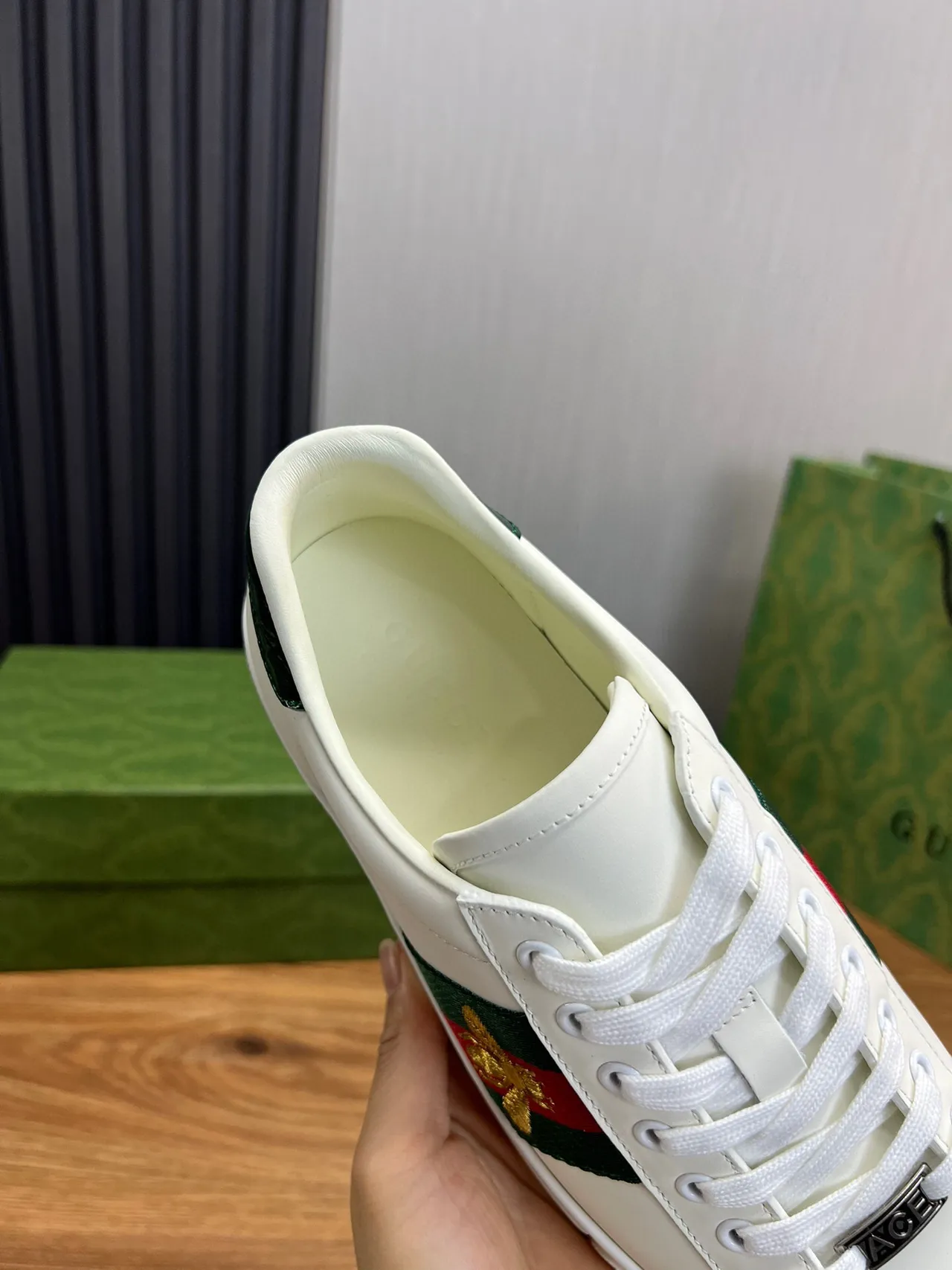 Gucci Ace White Green Red Bee Embroidery Lifestyle Sneakers 8