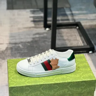 Gucci Ace White Green Red Web Stripe Embroidered Bear Lifestyle Sneaker