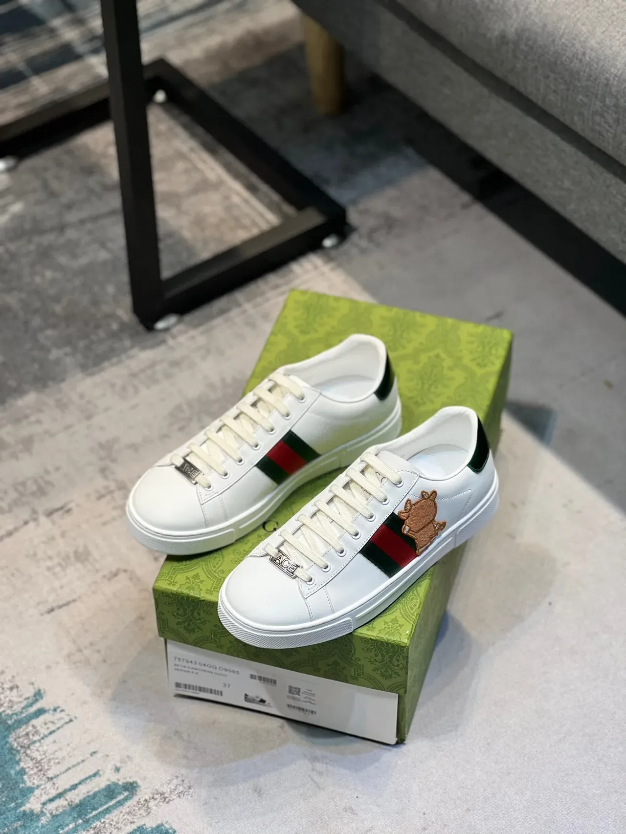Gucci Ace White Green Red Web Stripe Embroidered Bear Lifestyle Sneaker 8