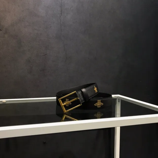 Gucci Bee and Star Motif Black Leather Belt 9