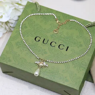 Gucci Bee 水晶和珍珠垂坠项链