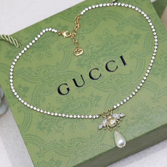 Gucci Bee Crystal and Pearl Drop Necklace 2