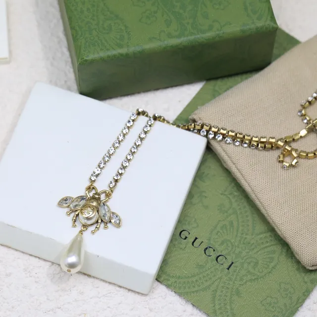 Gucci Bee Crystal and Pearl Drop Necklace 9