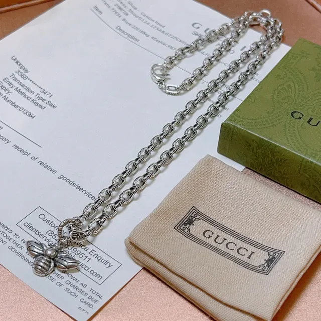 Gucci Bee Pendant Silver-Tone Ornate Link Necklace 4