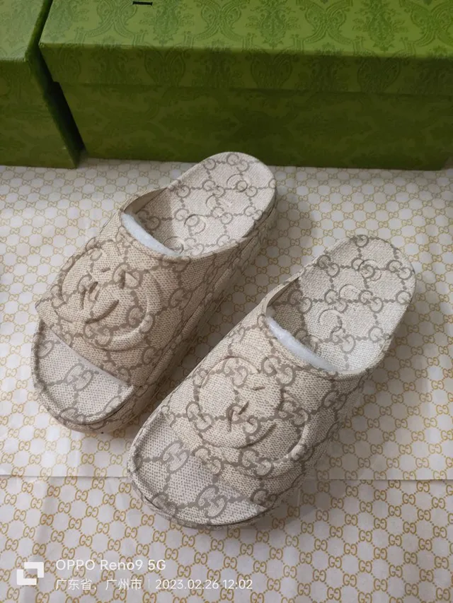 Gucci Beige Brown GG Monogram Canvas Embroidered Logo Detail Slippers 3