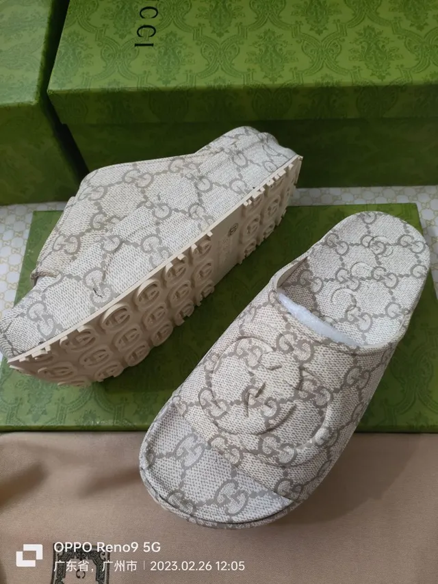 Gucci Beige Brown GG Monogram Canvas Embroidered Logo Detail Slippers 6