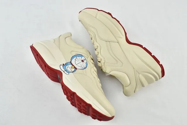 Gucci Beige Red Sole Leather Upper Chunky Sneakers 11