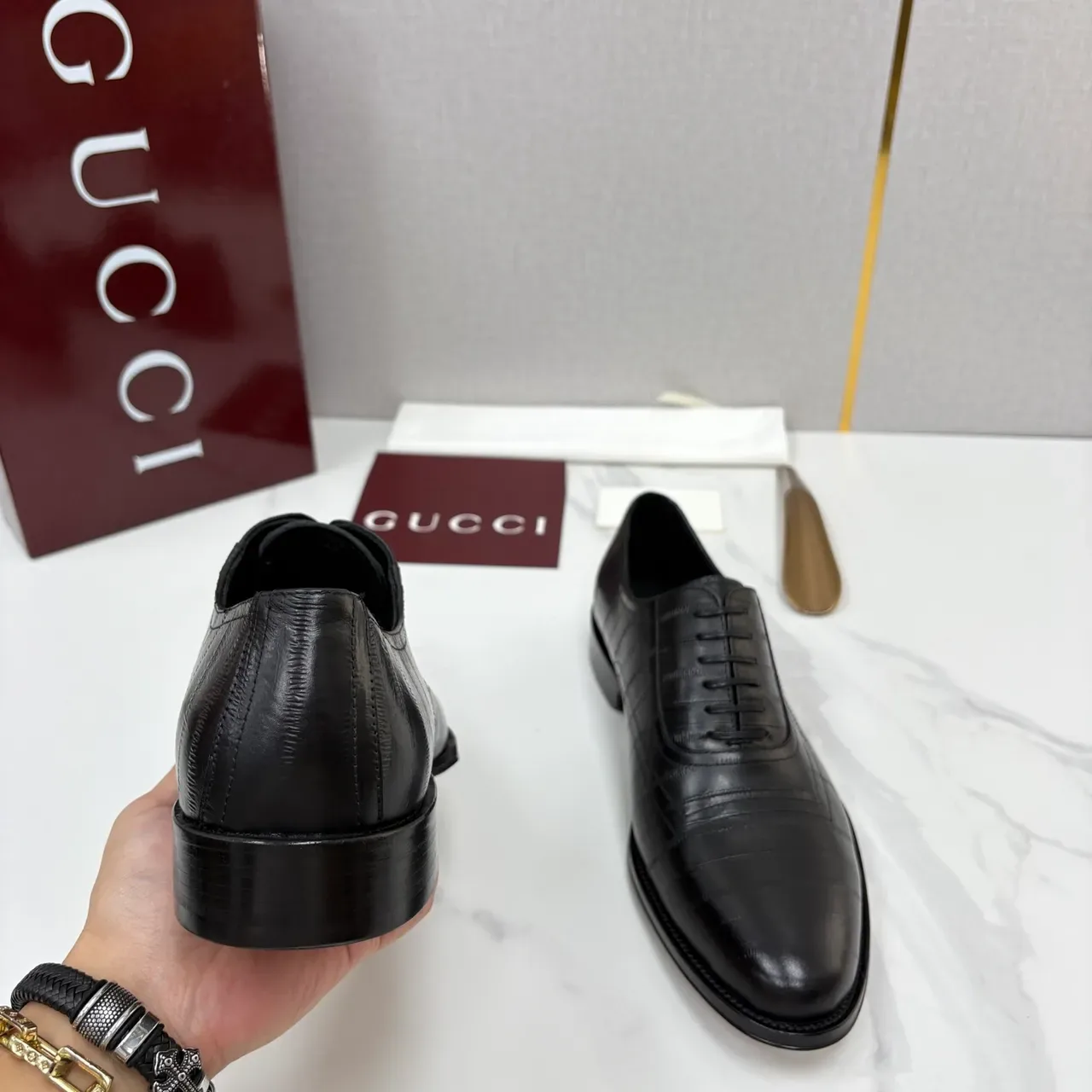 Gucci Black Croc-Embossed Derby Shoes 3
