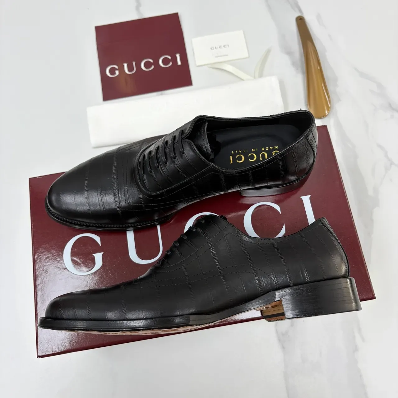Gucci Black Croc-Embossed Derby Shoes 4