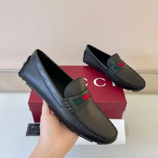 Gucci 黑色绿色皮革织带条纹细节乐福鞋