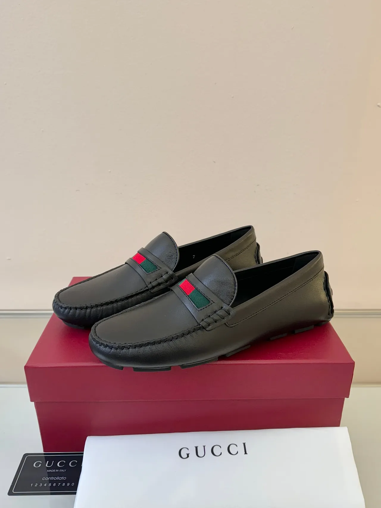 Gucci Black Green Leather Web Stripe Detail Loafer 2