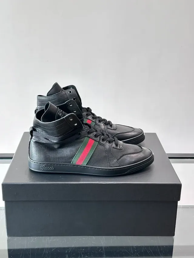 Gucci Tênis Lifestyle Preto Multicor de Couro Alto 1