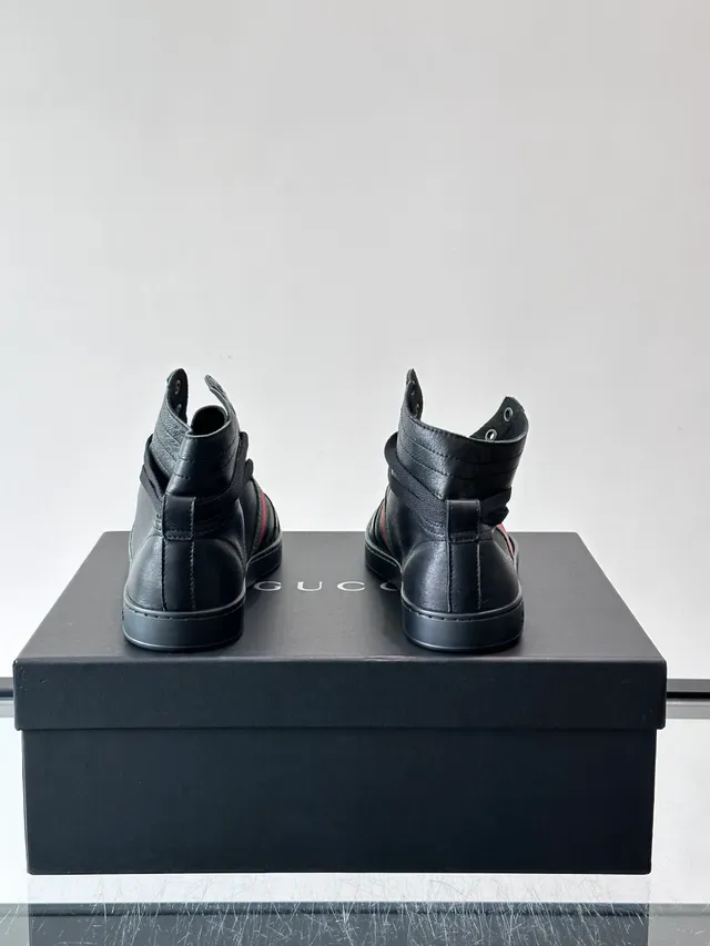 Gucci Tênis Lifestyle Preto Multicor de Couro Alto 4